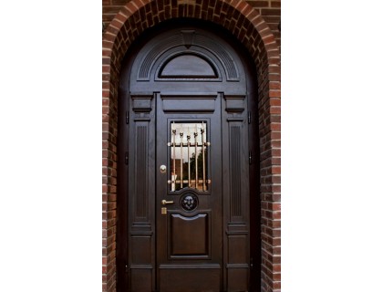 Входная металлическая дверь массив модель 101